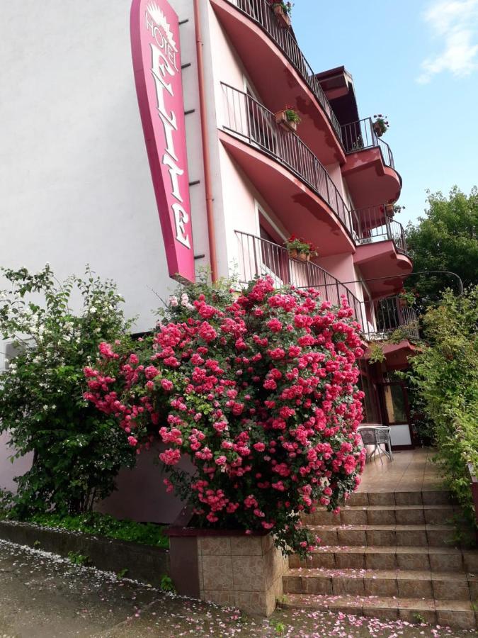 Hotel Elite Băile Herculane Exteriér fotografie