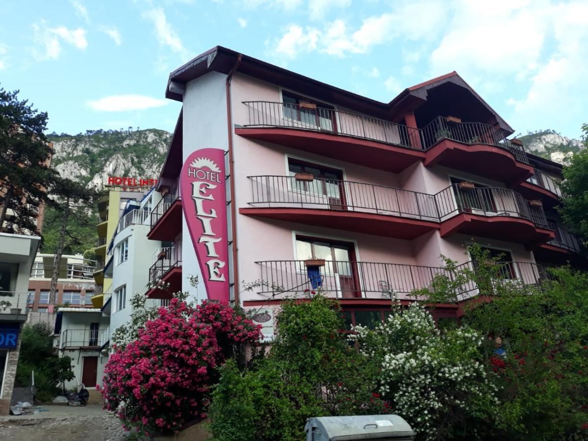 Hotel Elite Băile Herculane Exteriér fotografie