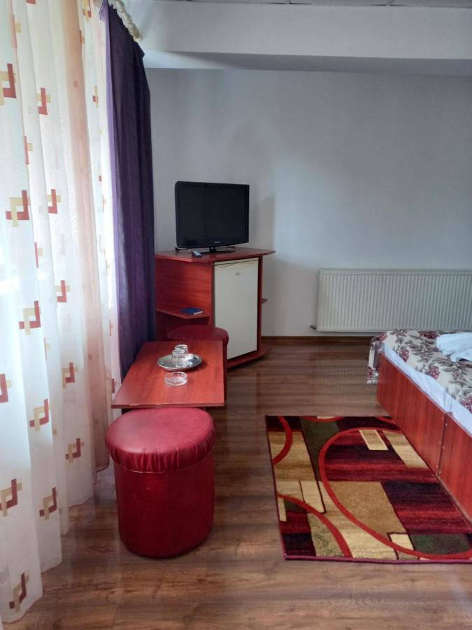 Hotel Elite Băile Herculane Exteriér fotografie